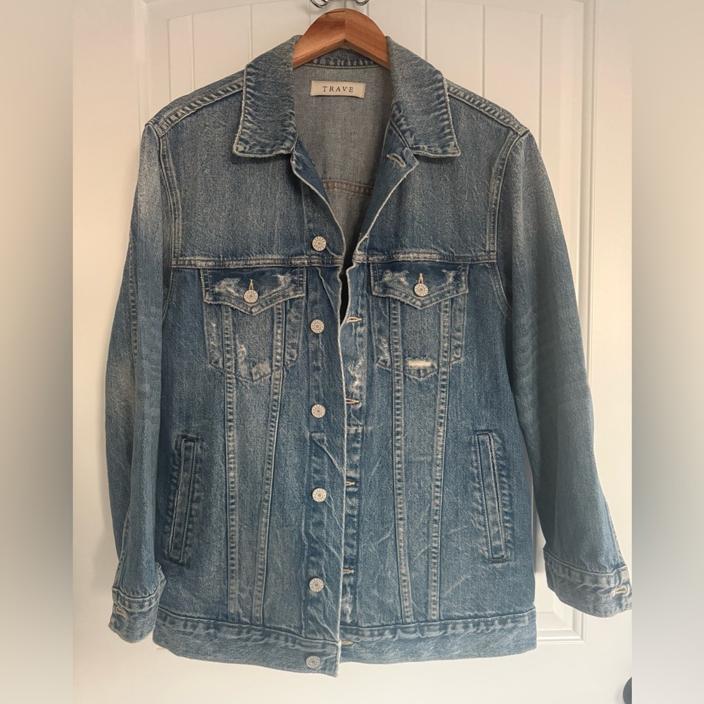 TRAVE Denim Distressed Oversized Trucker Jean Jacket Small Light Wash Vintage - Picture 3 of 10